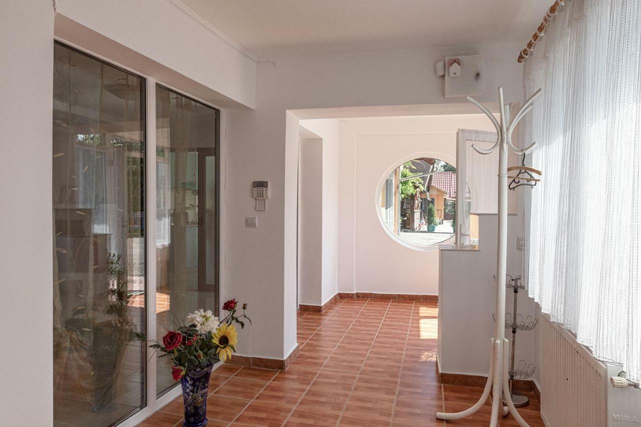 Casa Mihai Purcareni Exterior foto